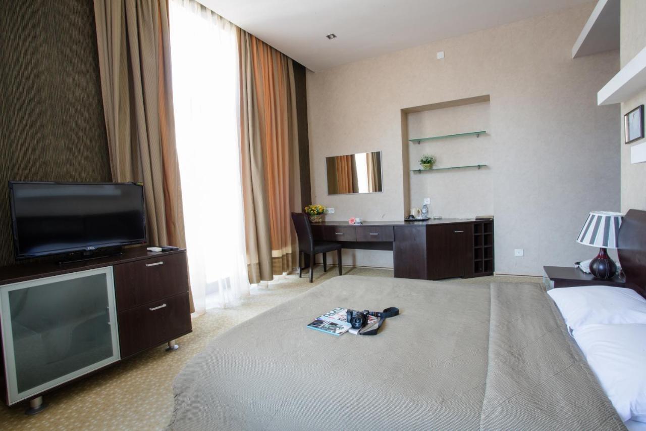 Austin Hotel Baku Exterior foto