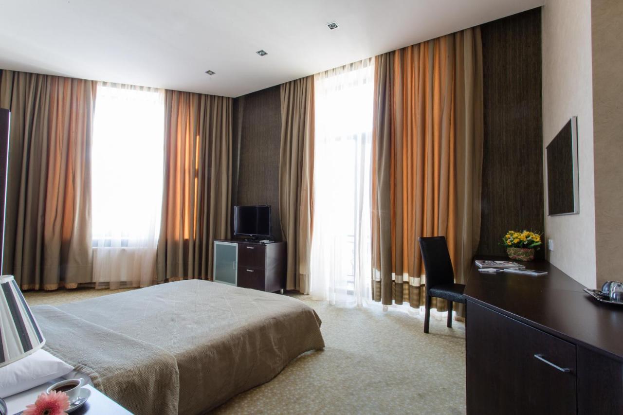 Austin Hotel Baku Exterior foto